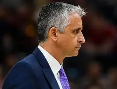 沙尔克主帅下课传闻,球队战绩堪忧的简单介绍 沙尔克主帅下课传闻,球队战绩堪忧的简单介绍